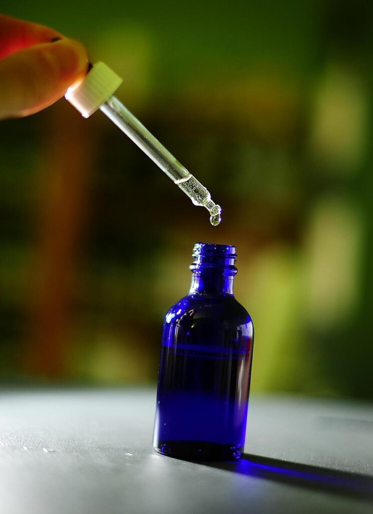 Home Kratom poeder en bladeren, een natuurlijke boost voor energie en ontspanning uit Zuidoost-Azië